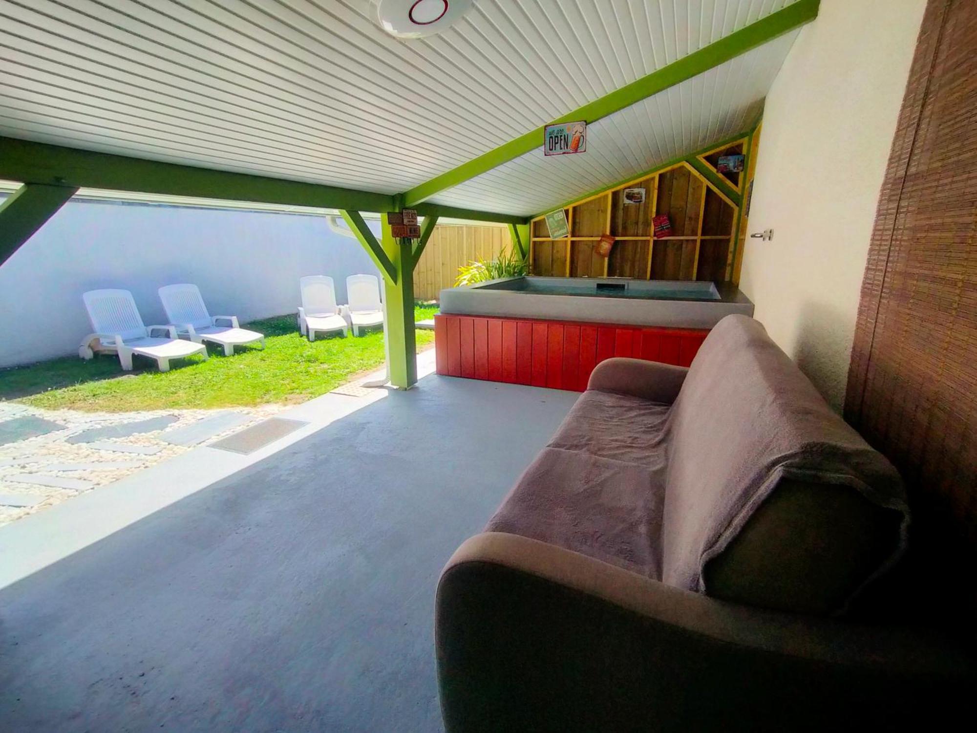 Gite Avec Piscine Et Espace Bien-Etre Partages Entre Bordeaux Et Lacanau Ocean (Adults Only) Brach Luaran gambar